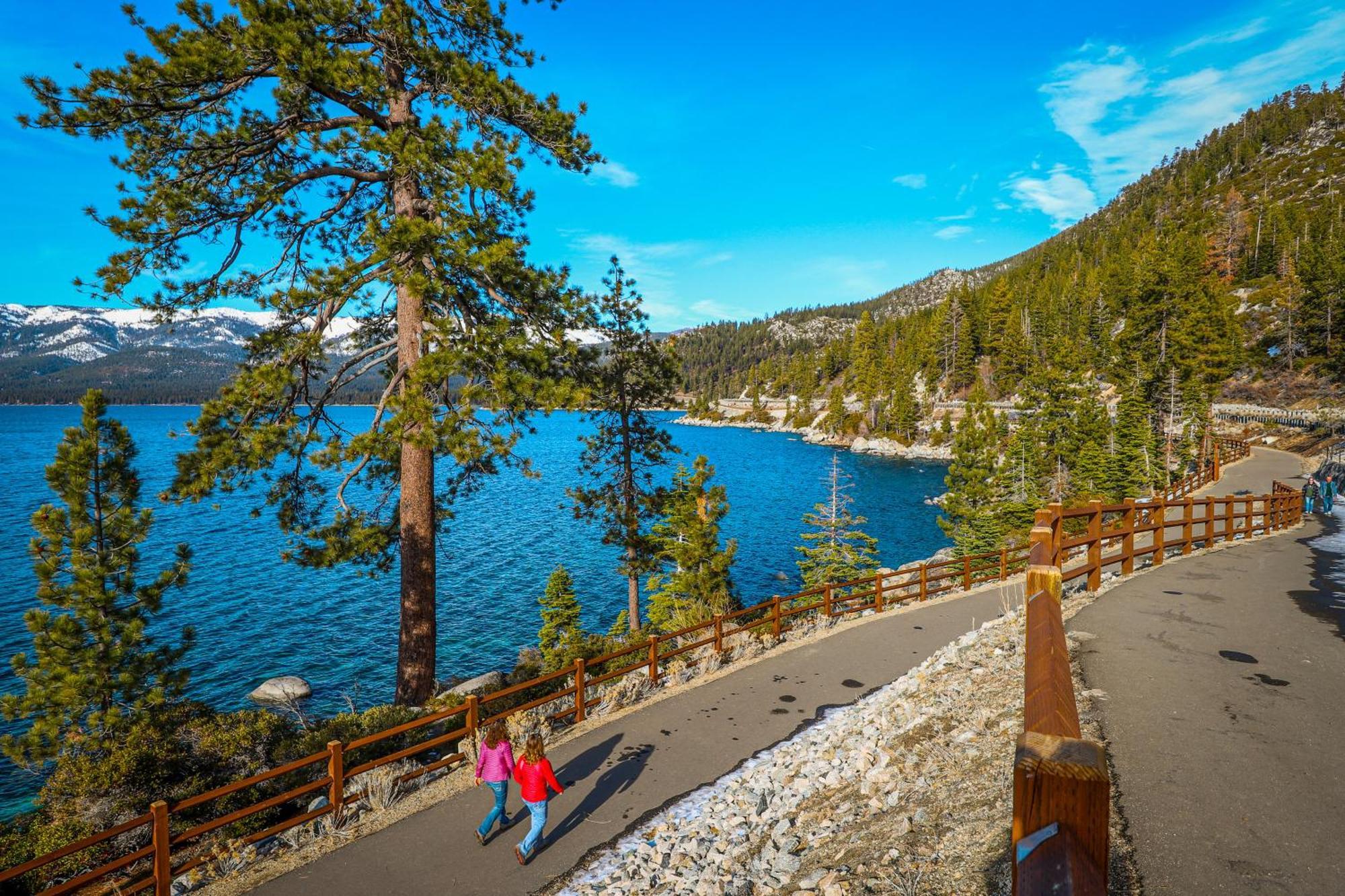 Tahome & Tahoe Place Incline Village Rum bild
